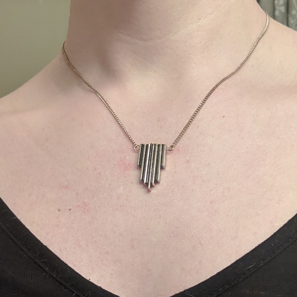 Gold/Black Costume Jewelry Necklace